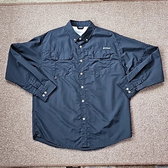 Men's Shirt - Picture 3 of 16